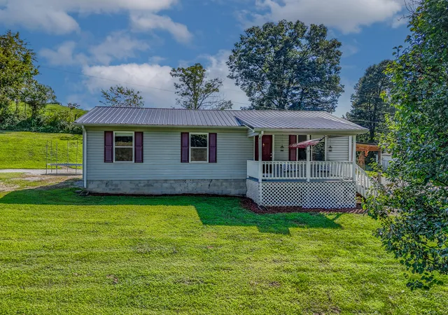 Photo 2 of Sale Pending at 5711 Grahn Rd, Olive Hill, KY 41164 | MLS# 26023629 | Listing updated on 2026-09-11