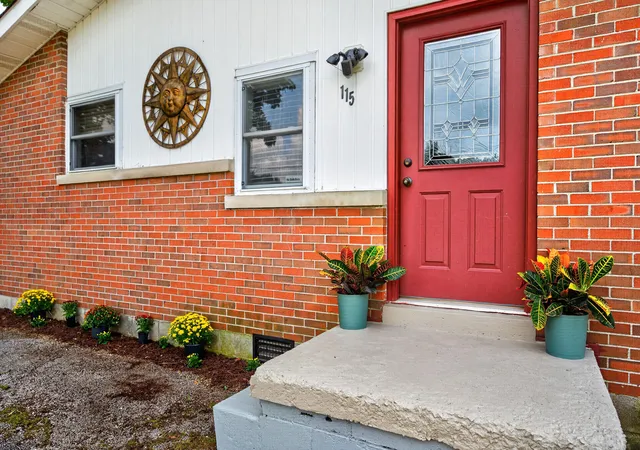 Photo 2 of Single family home for sale at 115 Cherry Rd, Berea, KY 40403 | MLS# 26023599 | Listing updated on 2026-10-05