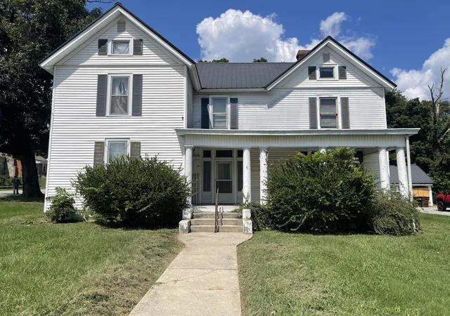 Photo 3 of Single family home for sale at 234 Danville St, Lancaster, KY 40444 | MLS# 26023640 | Listing updated on 2026-08-29