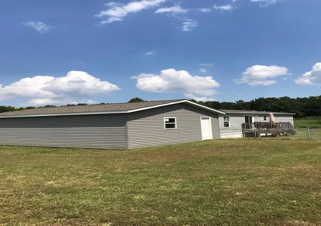 Photo 2 of Single family home for sale at 194 Obryan Cir, Almo, KY 42020 | MLS# 26023585 | Listing updated on 2026-09-25