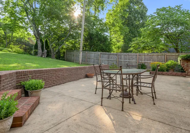 Photo 4 of Sale Pending at 3405 Heritage Pl, Lexington, KY 40502 | MLS# 26023616 | Listing updated on 2026-09-11