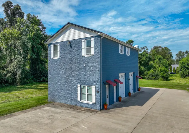 Photo 1 of Multi family home for sale at 113 Lester St, Berea, KY 40403 | MLS# 26023594 | Listing updated on 2026-08-28