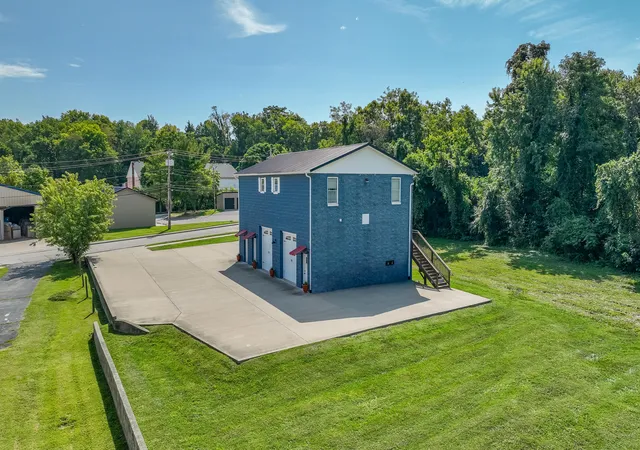 Photo 3 of Multi family home for sale at 113 Lester St, Berea, KY 40403 | MLS# 26023594 | Listing updated on 2026-08-28