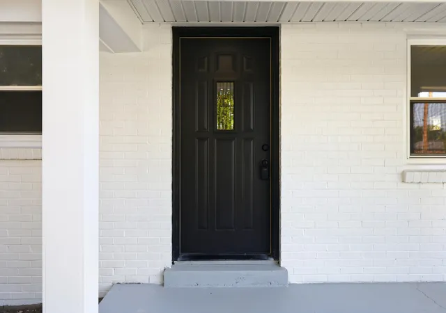Photo 2 of Single family home for sale at 111 Scruggs St, Berea, KY 40403 | MLS# 26023627 | Listing updated on 2026-09-22