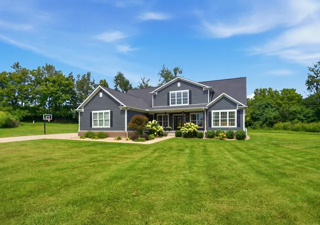 Photo 3 of Sale Pending at 119 Walnut Creek Dr, Georgetown, KY 40324 | MLS# 26023615 | Listing updated on 2026-08-30