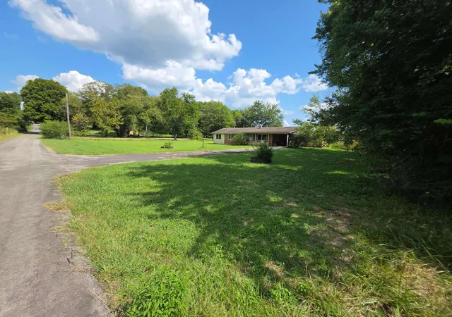 Photo 2 of Single family home for sale at 127 Clayton Rd, Jamestown, KY 42629 | MLS# 26023654 | Listing updated on 2026-08-28