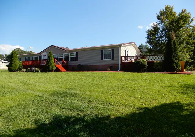 Photo 1 of Sale Pending at 542 Pirates Cove Rd, Hardin, KY 42048 | MLS# 26023693 | Listing updated on 2026-09-05