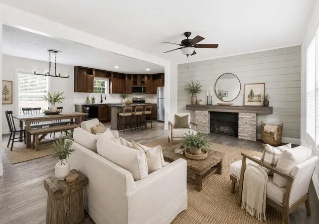 Photo 2 of Single family home for sale at 5783 5701 Slate Lick Rd Rd, London, KY 40741 | MLS# 26023668 | Listing updated on 2026-08-29