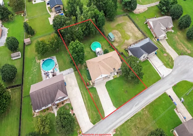 Photo 2 of Single family home for sale at 65 Hidden Ct, Somerset, KY 42503 | MLS# 26023679 | Listing updated on 2026-08-29