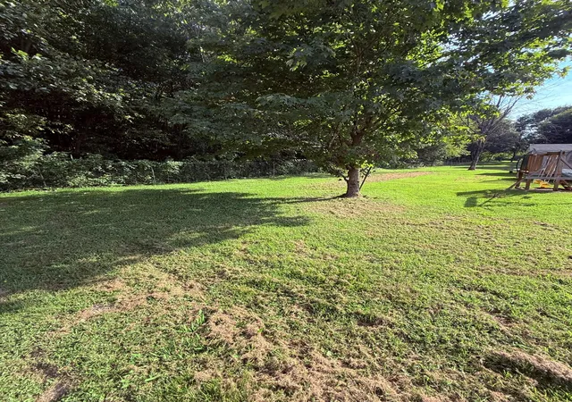 Photo 4 of Single family home for sale at 1025 Woodside Dr, Bardstown, KY 40004 | MLS# 26023687 | Listing updated on 2026-08-29