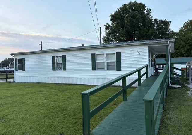 Single family home for sale at 168 W Church St, Stanton, KY 40380 | MLS# 26023705