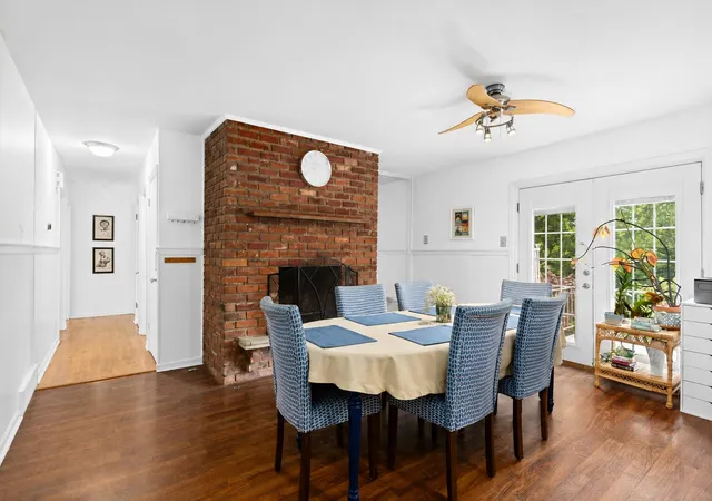 Photo 3 of Single family home for sale at 328 Leawood Dr, Lexington, KY 40502 | MLS# 26023707 | Listing updated on 2026-09-07