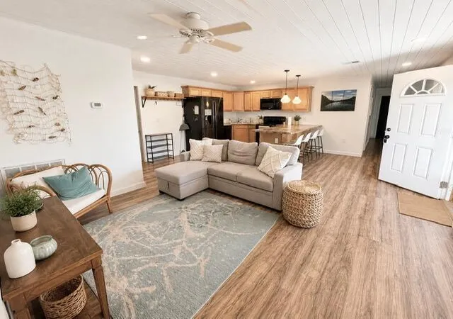 Photo 3 of Single family home for sale at 5934 Ky 76, Russell Springs, KY 42642 | MLS# 26023883 | Listing updated on 2026-09-10