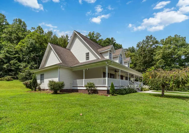 Photo 3 of Single family home for sale at 143 Valley Dr, Girdler, KY 40943 | MLS# 26023726 | Listing updated on 2026-08-30
