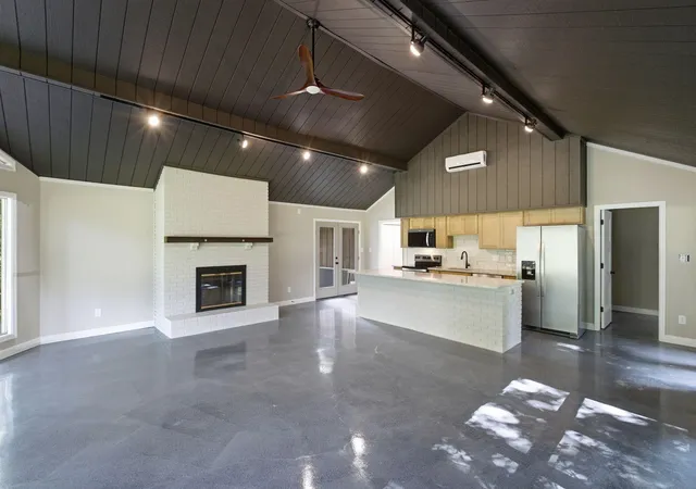 Photo 2 of Sale Pending at 259 Big Eddy Rd, Frankfort, KY 40601 | MLS# 26023733 | Listing updated on 2026-09-01