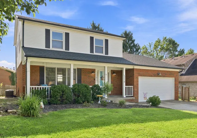 Photo 3 of Sale Pending at 3316 Fox Den Cir, Lexington, KY 40515 | MLS# 26023739 | Listing updated on 2026-10-13
