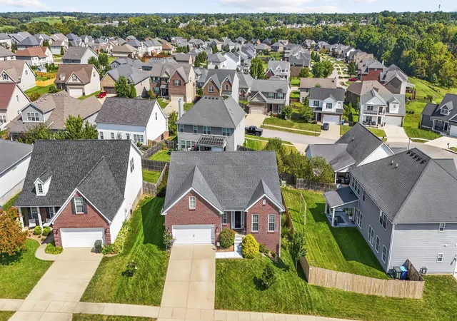 Photo 4 of Single family home for sale at 161 Shinnecock Hill Dr, Georgetown, KY 40324 | MLS# 26023758 | Listing updated on 2026-09-21