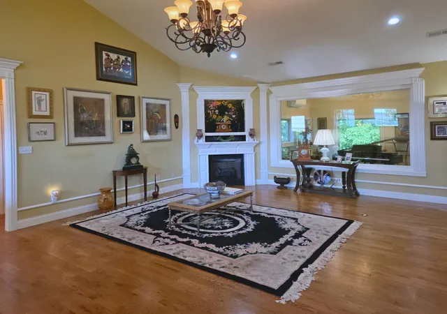Photo 3 of Single family home for sale at 80 Kolsons Landing Dr, Somerset, KY 42503 | MLS# 26023763 | Listing updated on 2026-09-01