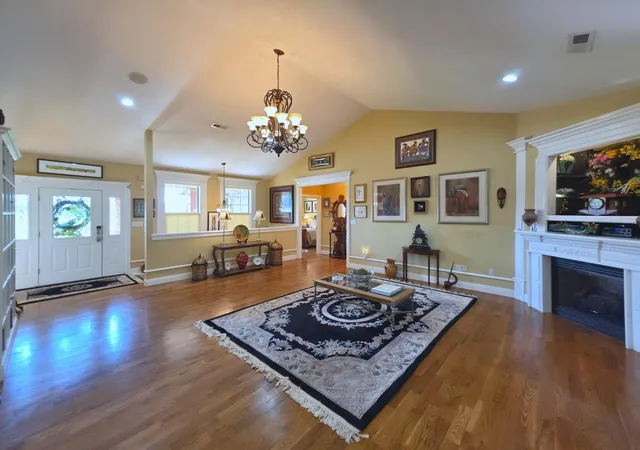Photo 3 of Single family home for sale at 80 Kolsons Landing Dr, Somerset, KY 42503 | MLS# 26023763 | Listing updated on 2026-09-01