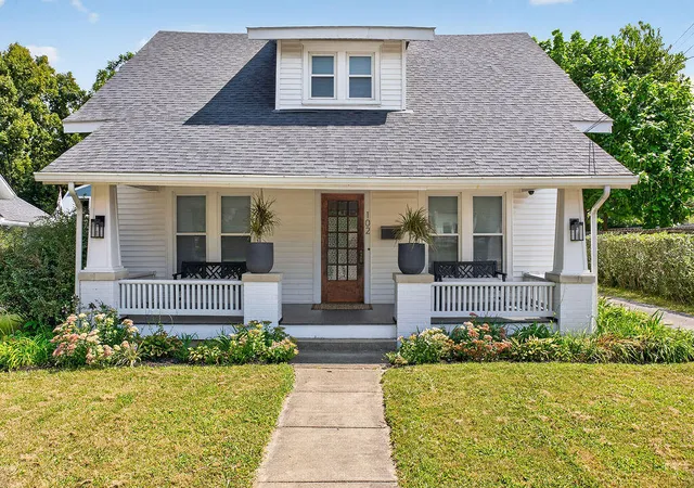 Single family home for sale at 102 Woodford Dr, Lexington, KY 40504 | MLS# 26023779