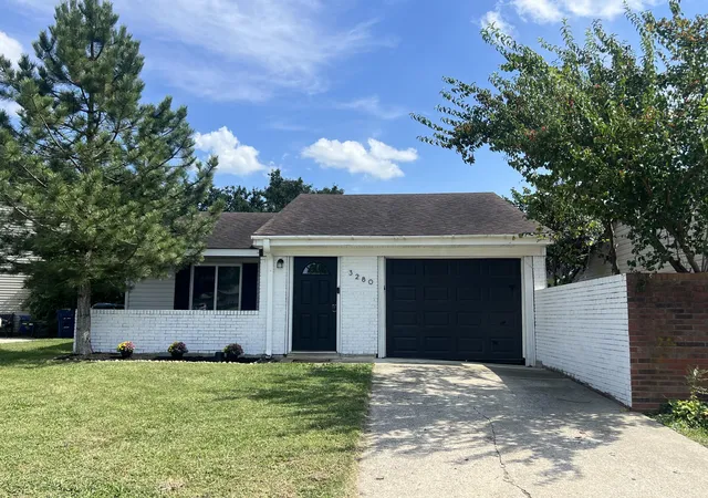 Photo 2 of Single family home for sale at 3280 Valhalla Dr, Lexington, KY 40515 | MLS# 26023791 | Listing updated on 2026-09-29