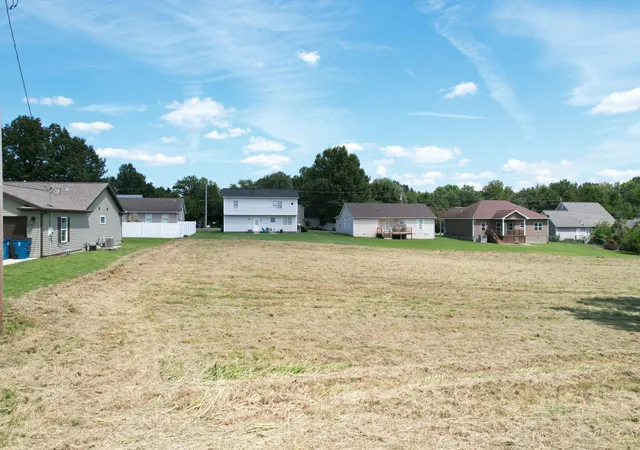 Photo 2 of Land for sale at 35 Parkway Dr #38, Mayfield, KY 42066 | MLS# 26023798 | Listing updated on 2026-09-01