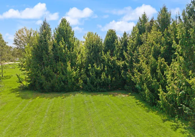 Photo 4 of Sale Pending at 410 Lewis Brown Dr, Somerset, KY 42503 | MLS# 26023840 | Listing updated on 2026-09-18