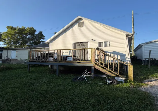 Photo 2 of Multi family home for sale at 511 E 7th Street, Lexington, KY 40505 | MLS# 26023793 | Listing updated on 2026-09-01