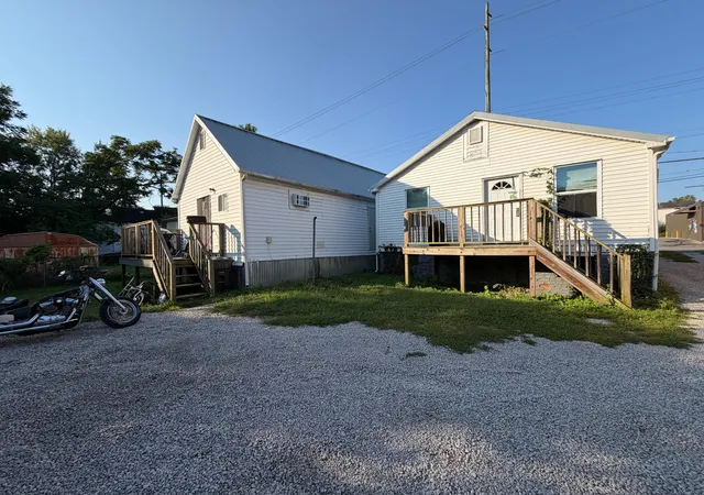 Listing Photo 2 - Condo for sale in building located at 511 E 7th St, Lexington, KY 40505