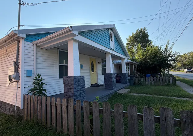 Photo 1 of Multi family home for sale at 507 E 7th Street, Lexington, KY 40505 | MLS# 26023789 | Listing updated on 2026-09-01