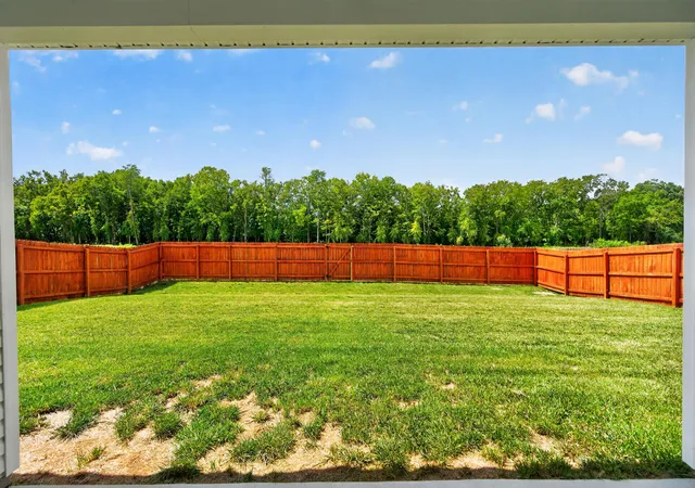 Photo 21 of Single family home for sale at 553 Abingdon Ave, Versailles, KY 40383 | MLS# 26023865 | Listing updated on 2026-08-31