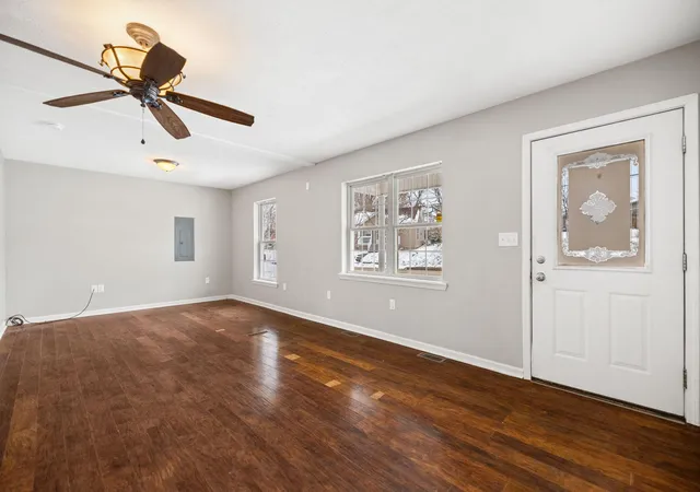 Photo 2 of Single family home for sale at 211 Willow St, Mount Sterling, KY 40353 | MLS# 26023851 | Listing updated on 2026-09-15