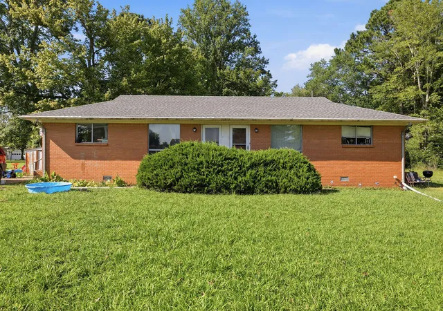 Photo 1 of Multi family home for sale at 1304 Peggy Ann Dr, Murray, KY 42071 | MLS# 26023823 | Listing updated on 2026-09-01