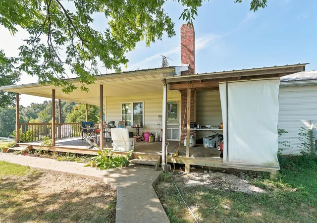 Photo 3 of Multi family home for sale at 1340 Roe Wafford Rd, Marion, KY 42064 | MLS# 26023829 | Listing updated on 2026-08-31