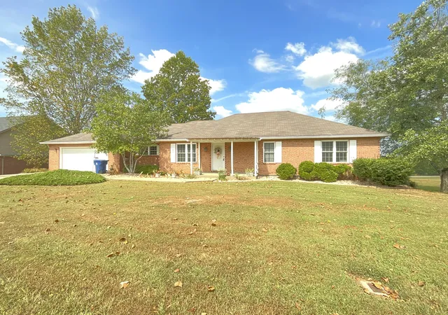 Photo 2 of Single family home for sale at 71 Horizon Hl Dr, Somerset, KY 42503 | MLS# 26024842 | Listing updated on 2026-10-30