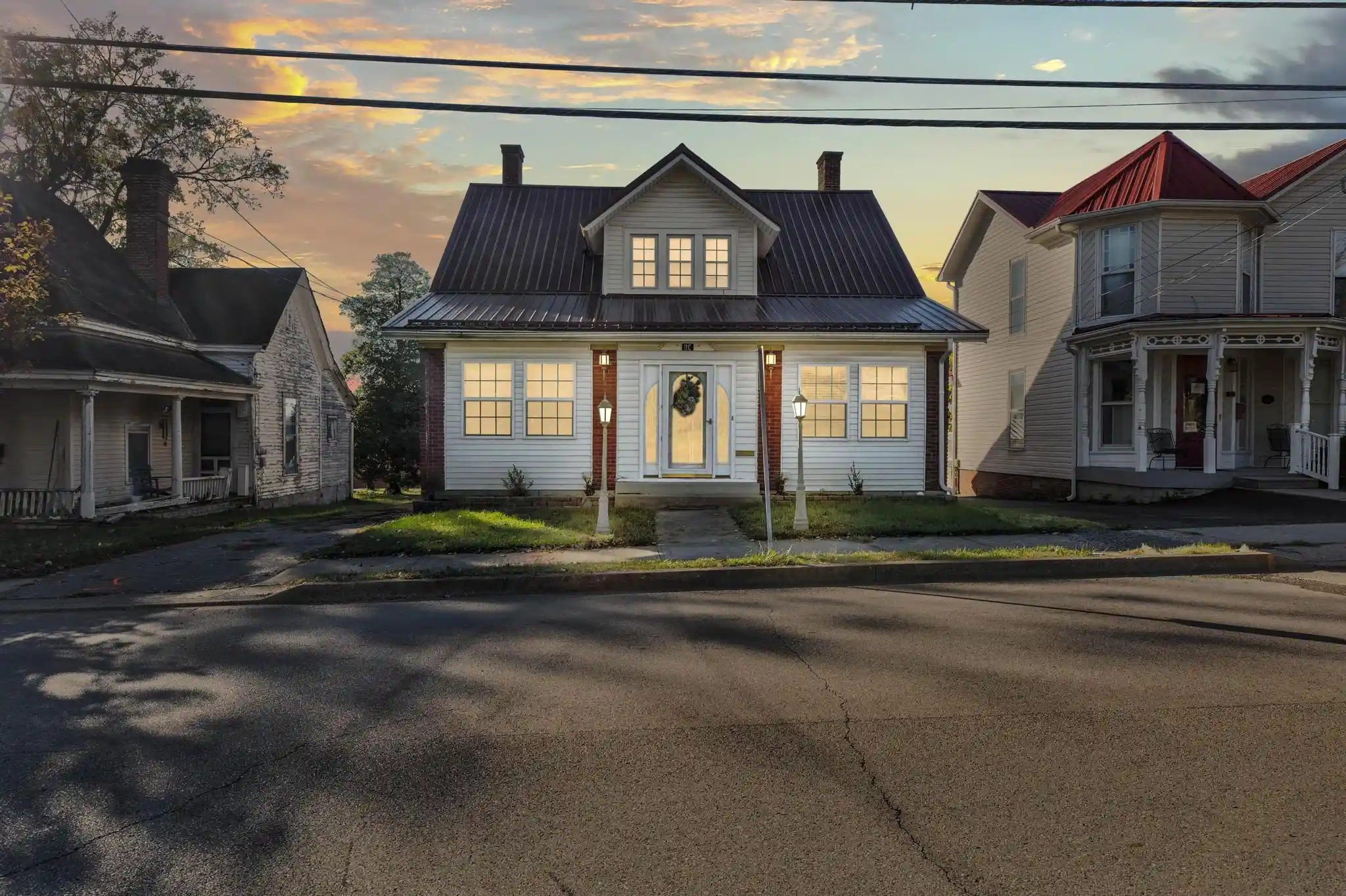 Photo 1 of Single family home for sale at 116 E High St, Mount Sterling, KY 40353 | MLS# 26029136 | Listing updated on 2026-10-21
