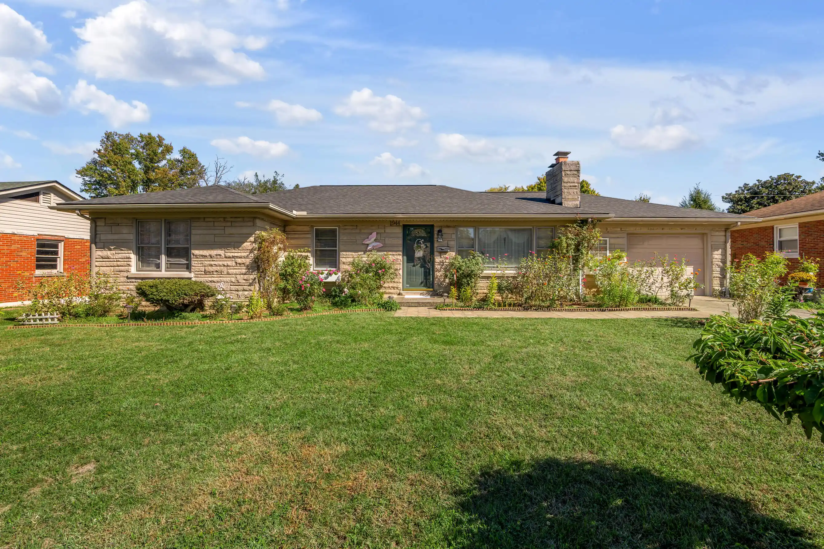 Single family home for sale at 1944 Alexandria Dr, Lexington, KY 40504 | MLS# 26029218