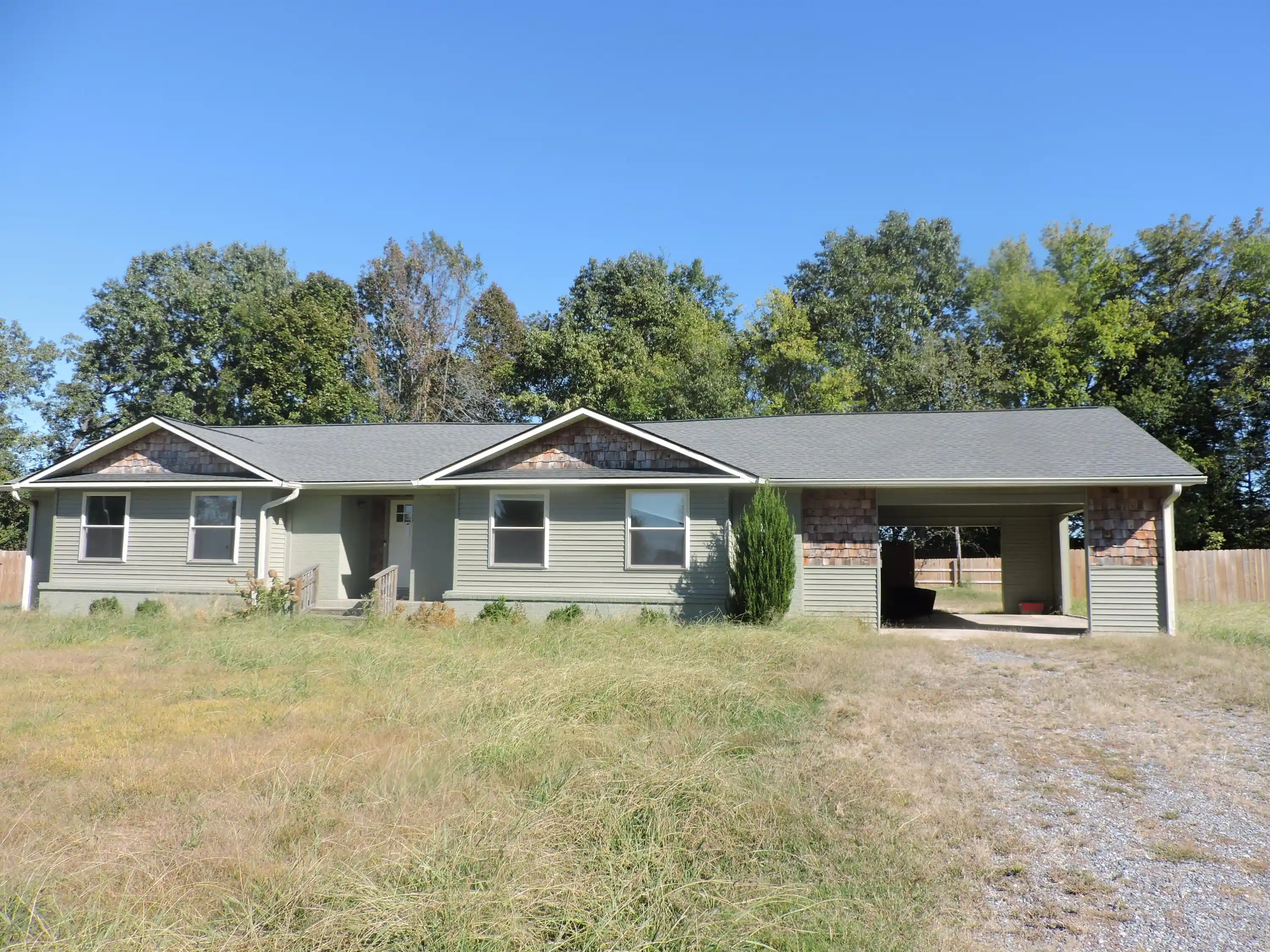 Photo 1 of Single family home for sale at 105 Hancock Ln, Benton, KY 42025 | MLS# 26029160 | Listing updated on 2026-10-21
