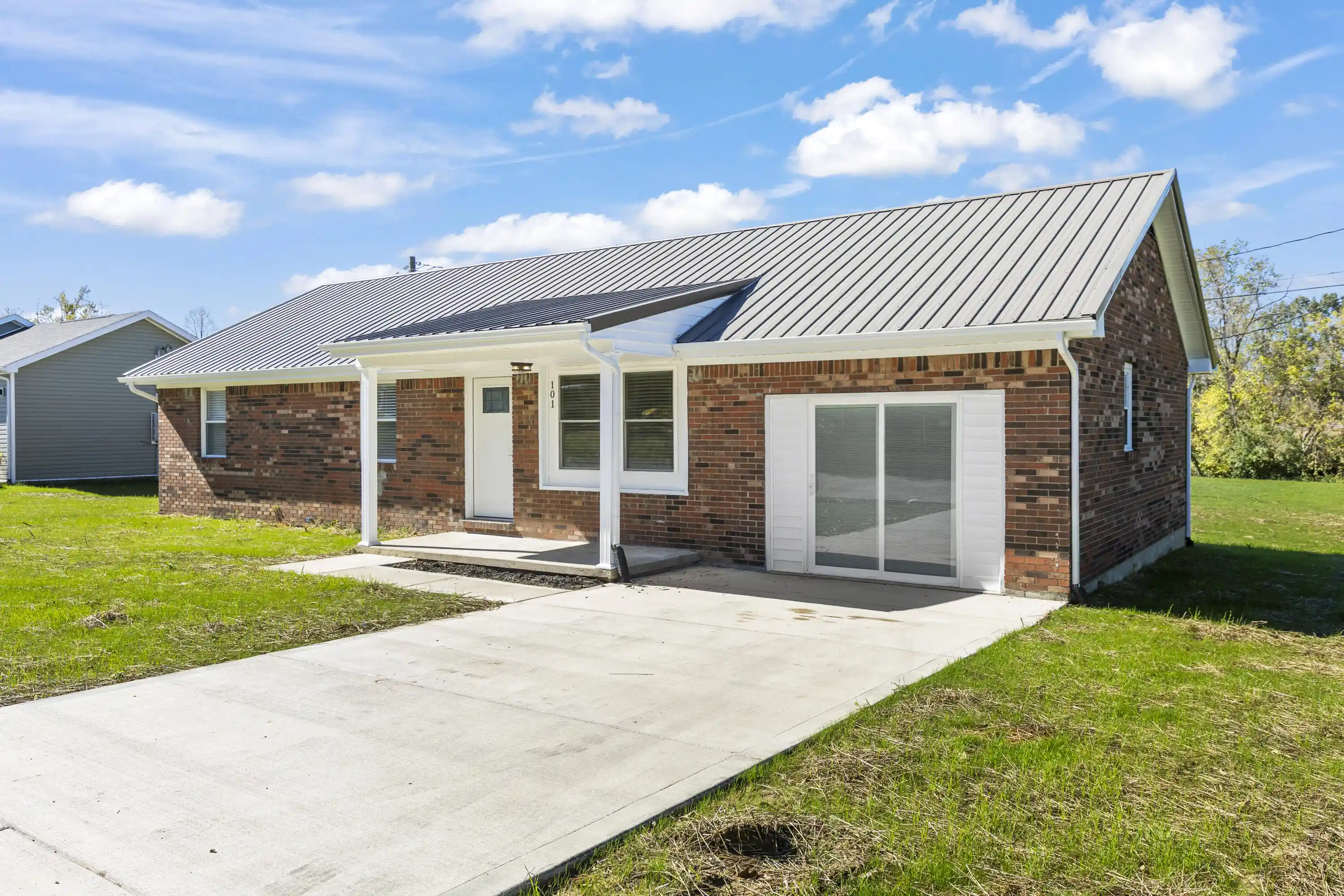 Photo 1 of Single family home for sale at 101 Promenade Ave, Stanton, KY 40380 | MLS# 26029161 | Listing updated on 2026-10-21