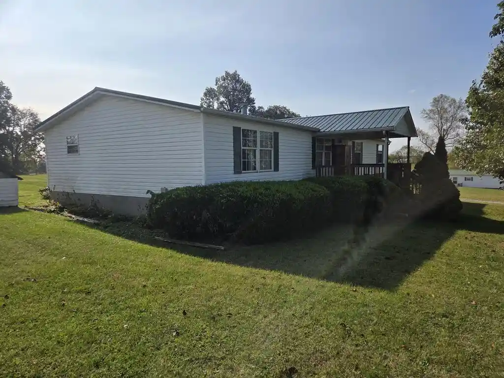 Photo 1 of Single family home for sale at 494 Bethel Ridge Rd, Sharpsburg, KY 40374 | MLS# 26029204 | Listing updated on 2026-10-22