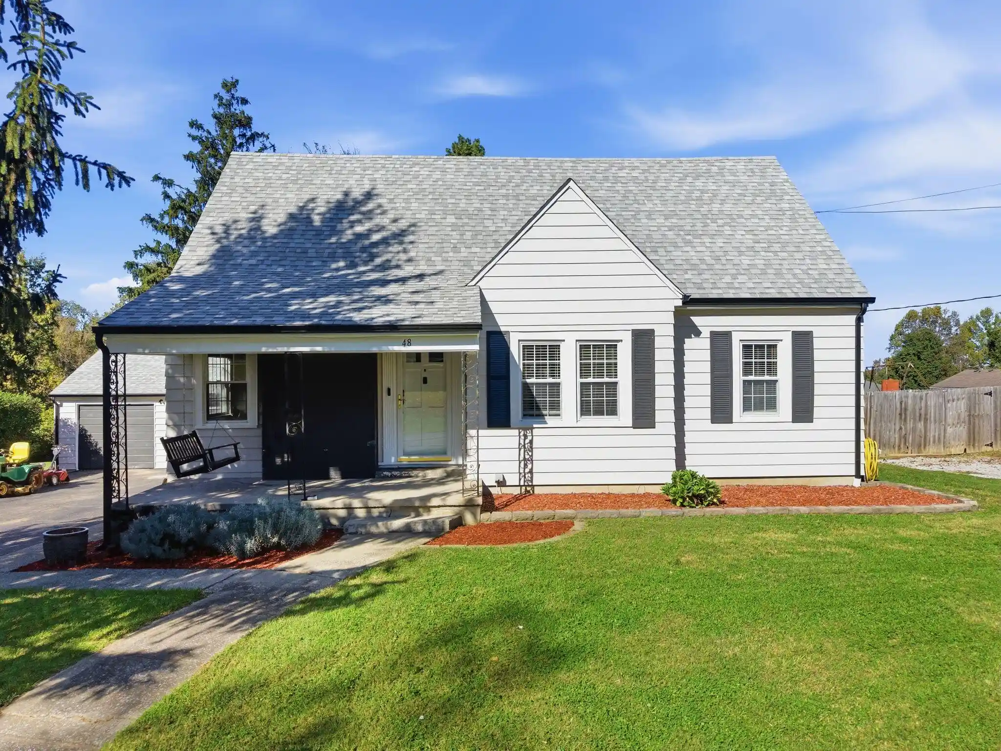 Photo 1 of Single family home for sale at 48 Bon Hvn Ave, Winchester, KY 40391 | MLS# 26029418 | Listing updated on 2026-10-28