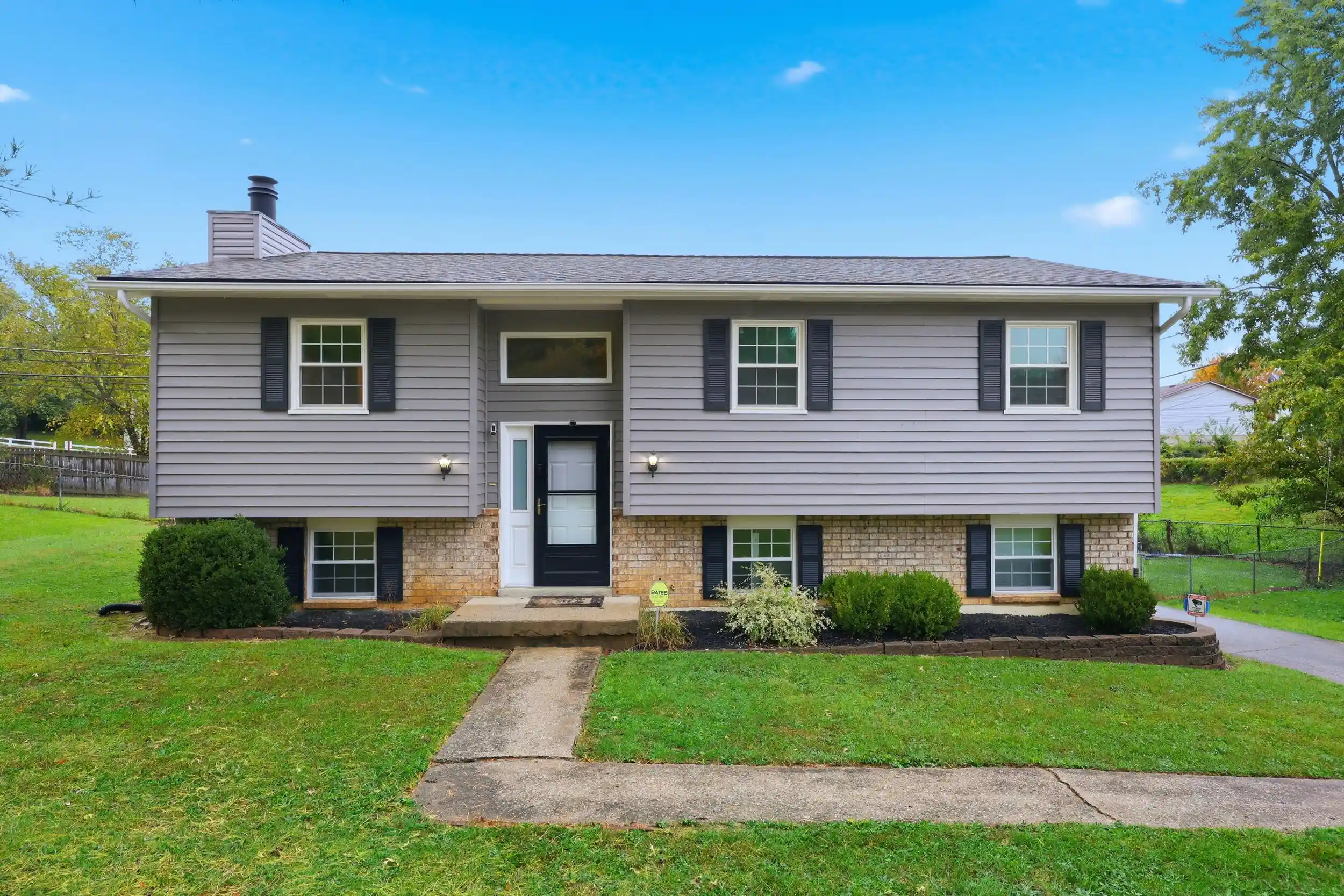 Single family home for sale at 3604 Remora Dr, Lexington, KY 40517 | MLS# 26029300