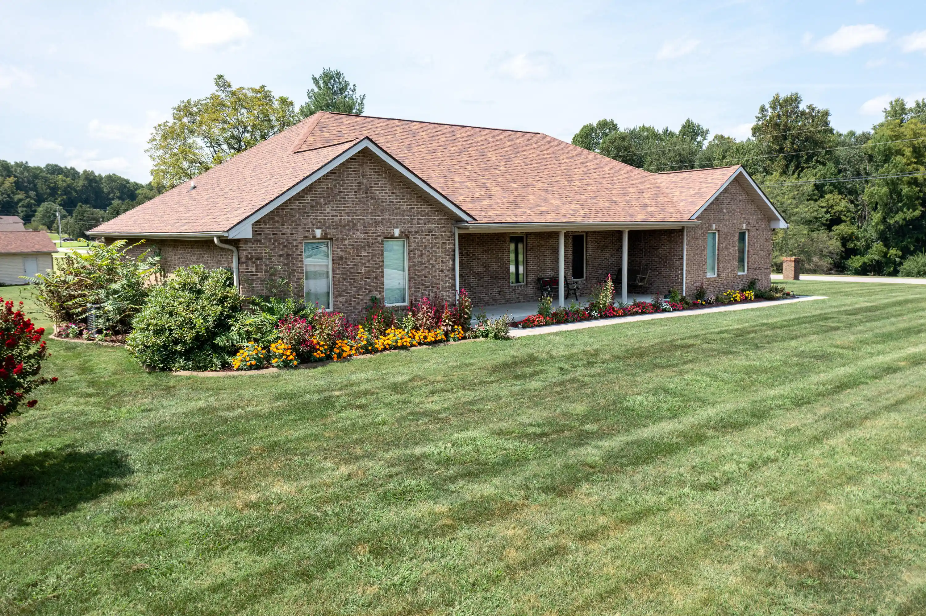 Photo 1 of Single family home for sale at 138 Country Acres Dr, Somerset, KY 42503 | MLS# 26029446 | Listing updated on 2026-10-24