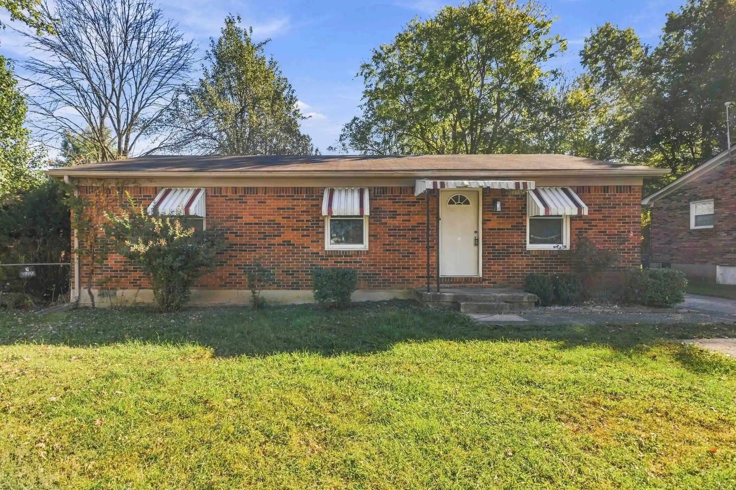 Photo 1 of Single family home for sale at 117 Colonial Park Dr, Winchester, KY 40391 | MLS# 26029492 | Listing updated on 2026-10-25