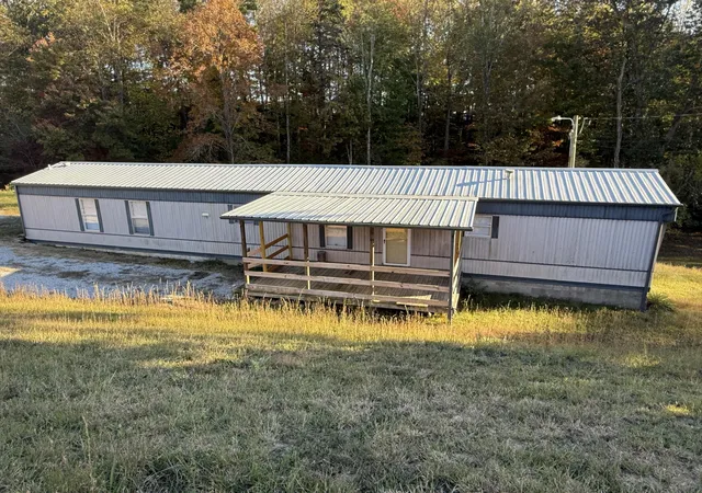 Single family home for sale at 201 Springs Rd, Somerset, KY 42503 | MLS# 26029576