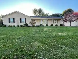Single family home for sale at 31 Casa Landa Way, Winchester, KY 40391 | MLS# 26030008