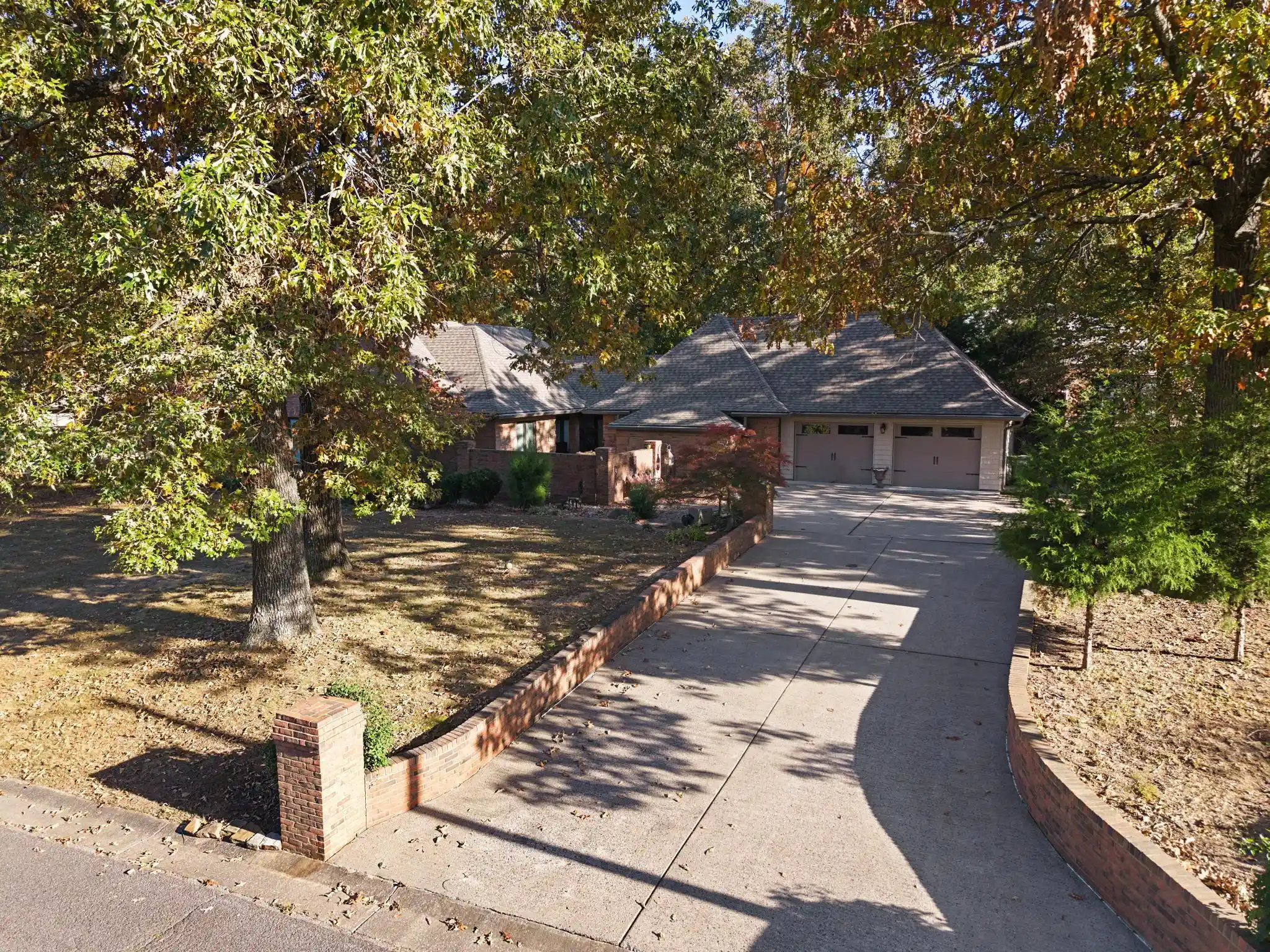Single family home for sale at 332 Golf Cart Dr, Mayfield, KY 42066 | MLS# 26029990