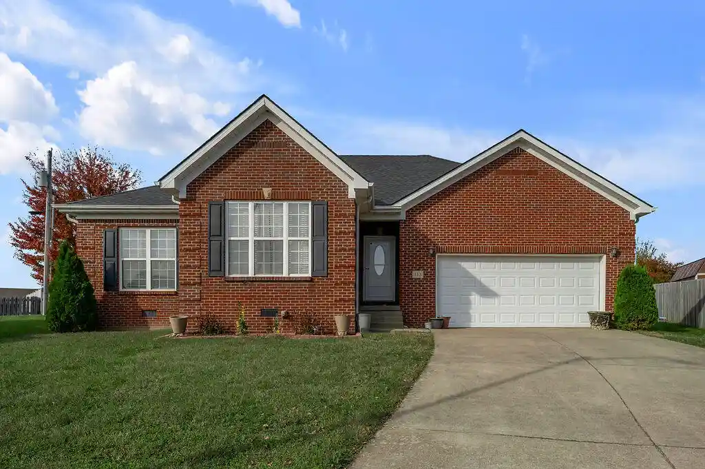 Single family home for sale at 113 Preston Pl, Nicholasville, KY 40356 | MLS# 26029979