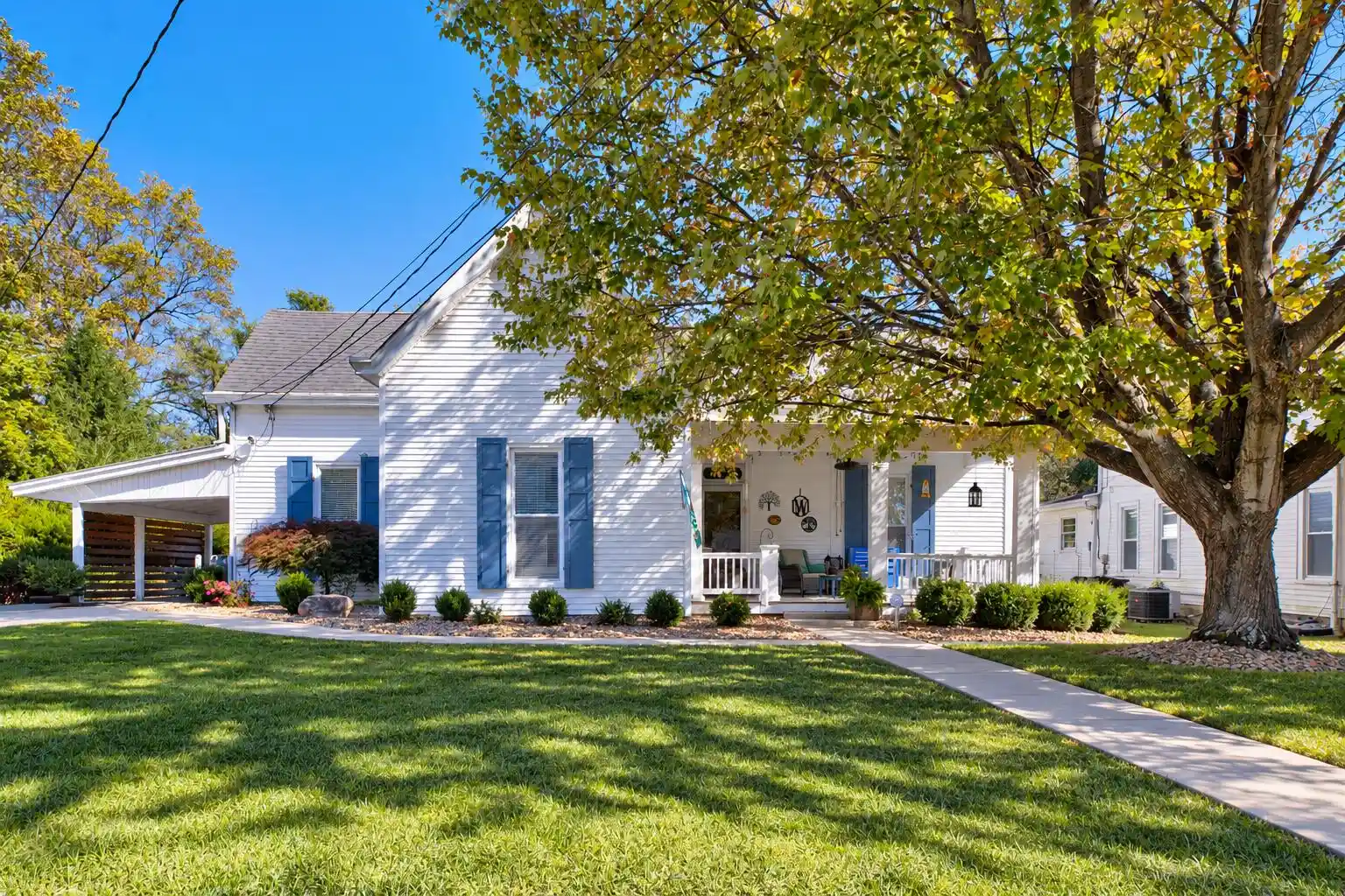 Single family home for sale at 117 Elm St, Mount Sterling, KY 40353 | MLS# 26030048
