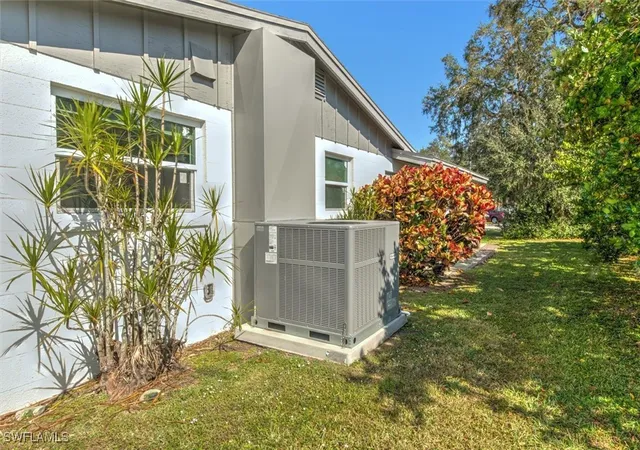 33rd image of 13787 River Forest Dr, Fort Myers, FL 33905 | MLS# 225000402